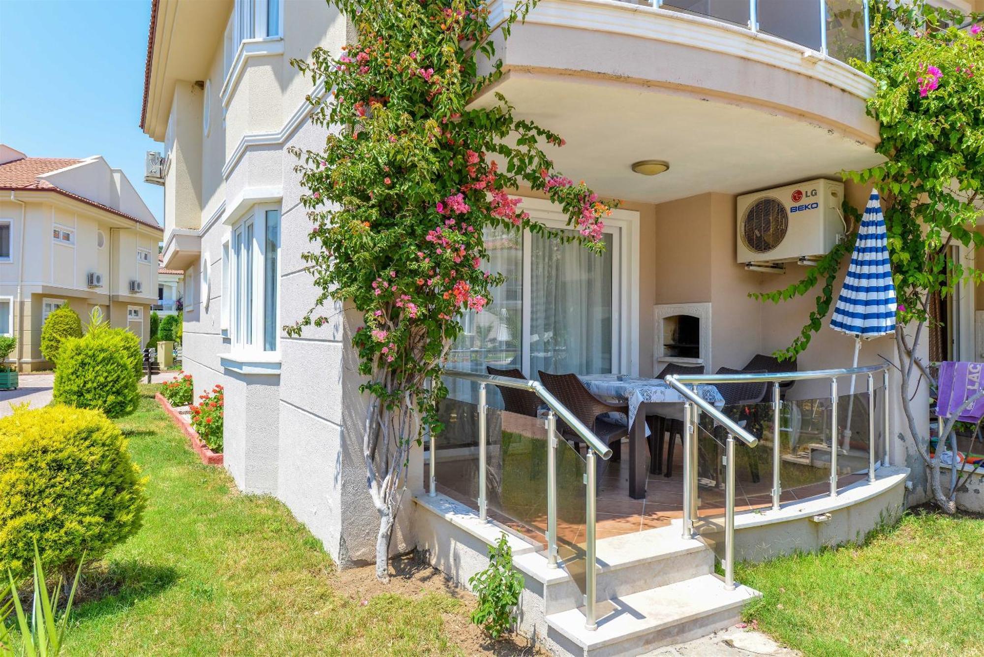 Sunset Beach Club Lebrentals 페티예 외부 사진