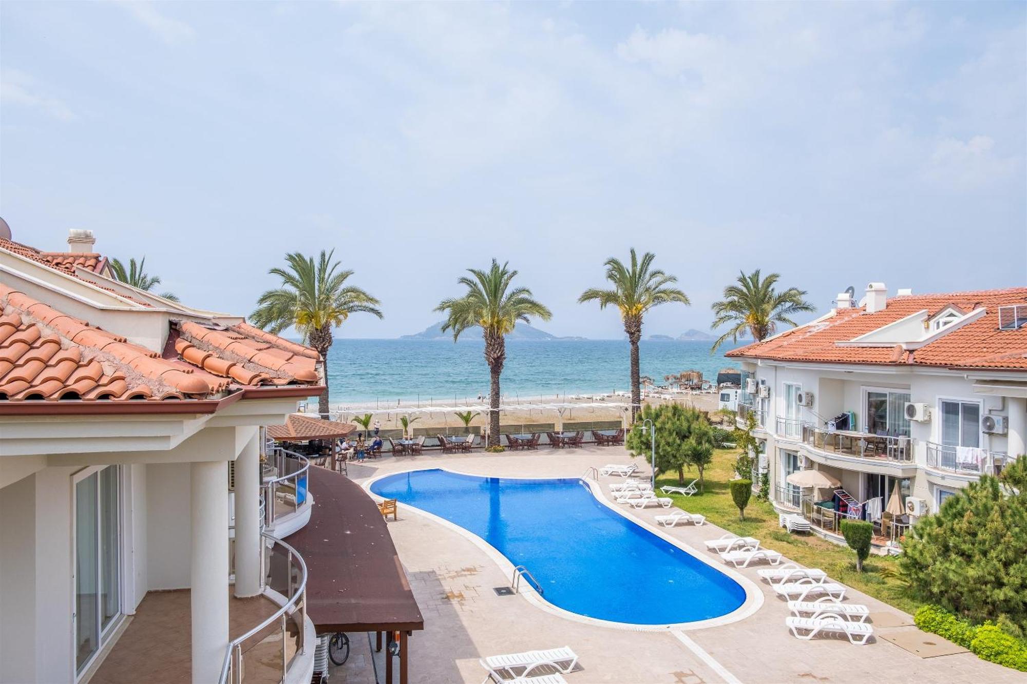 Sunset Beach Club Lebrentals 페티예 외부 사진