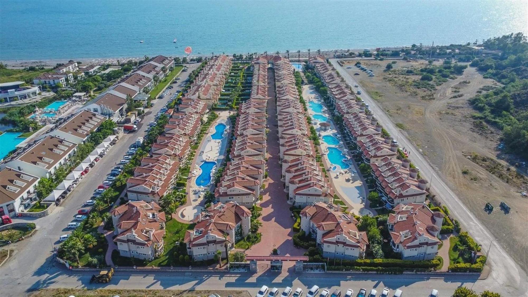 Sunset Beach Club Lebrentals 페티예 외부 사진