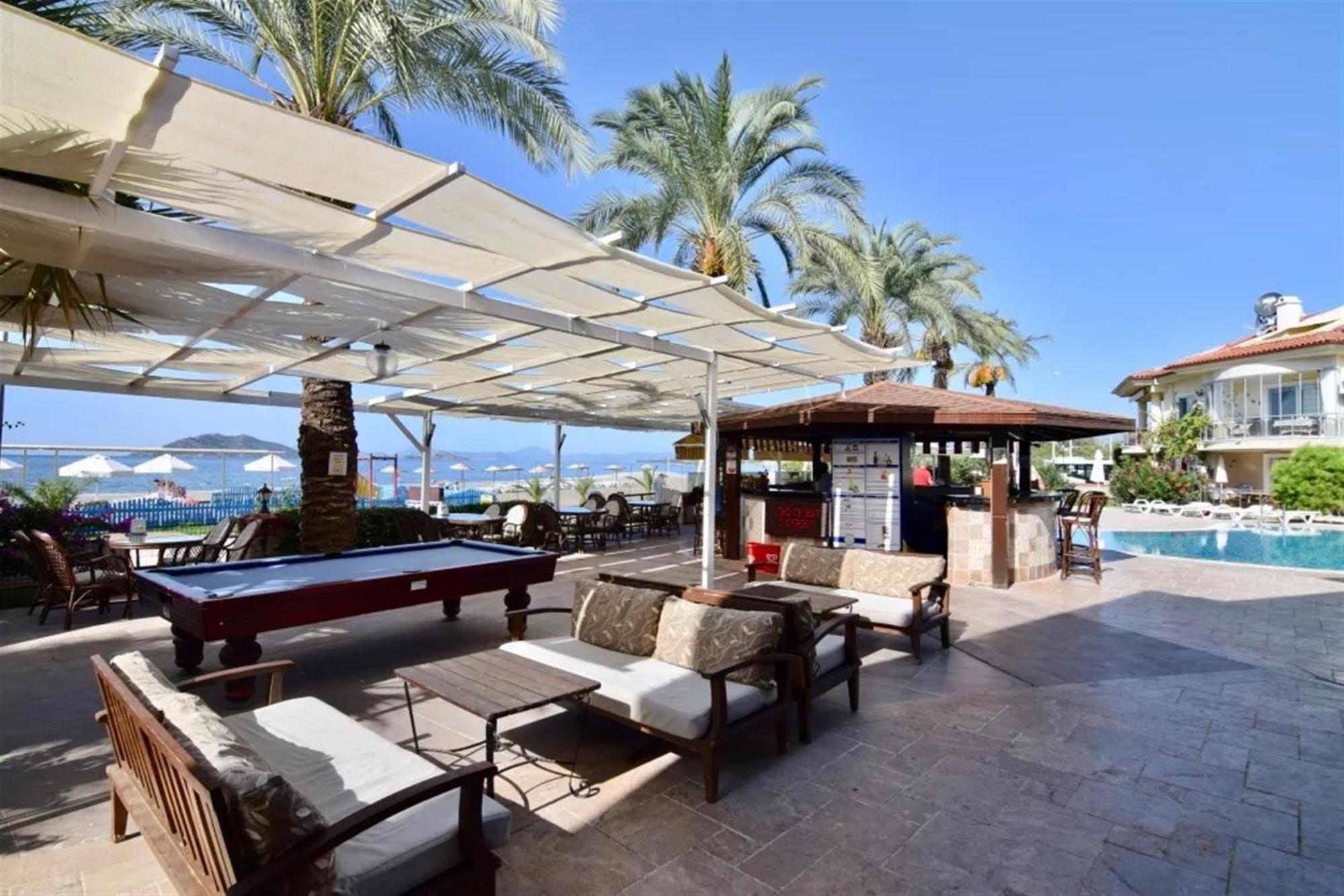Sunset Beach Club Lebrentals 페티예 외부 사진