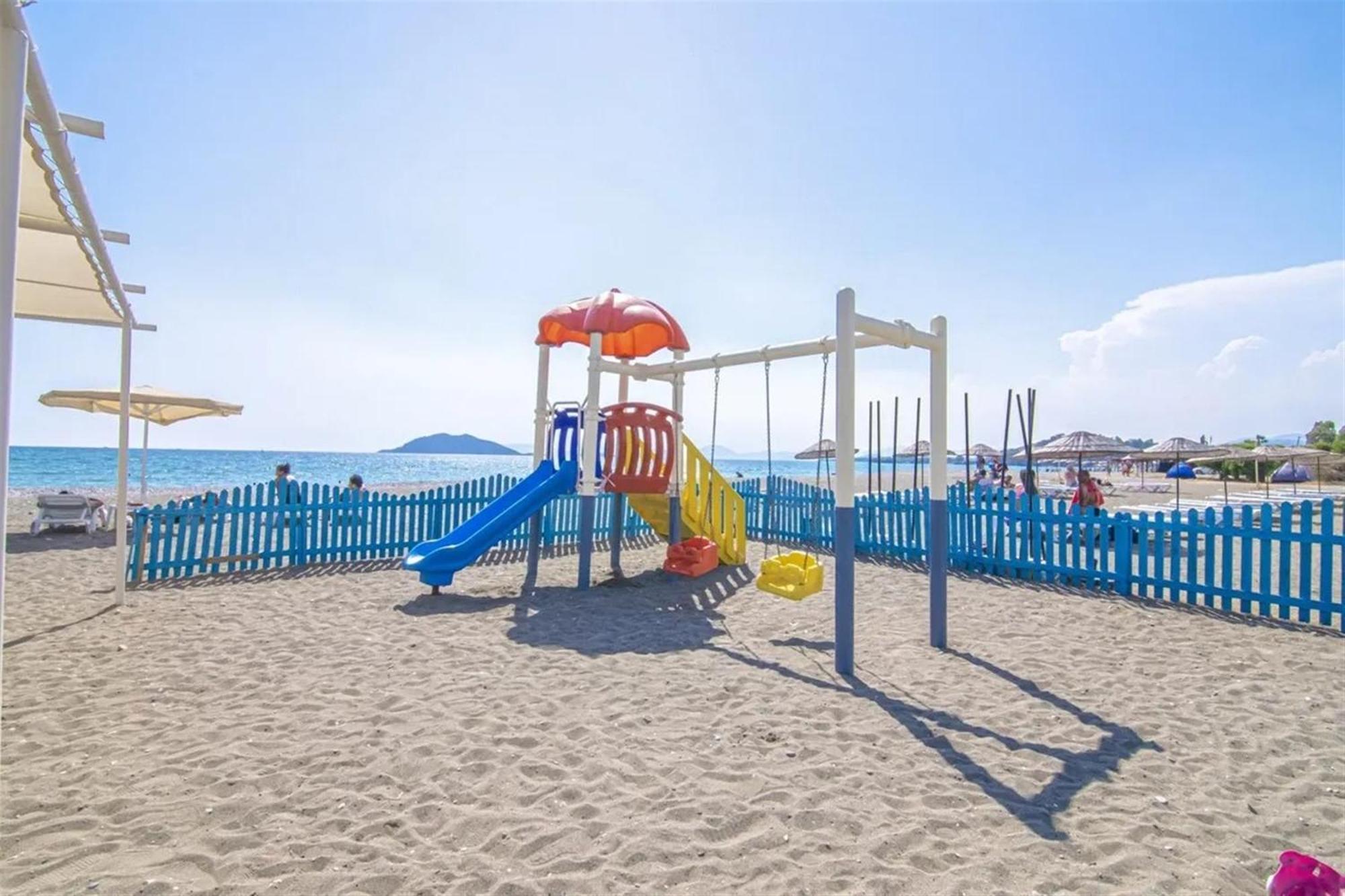 Sunset Beach Club Lebrentals 페티예 외부 사진