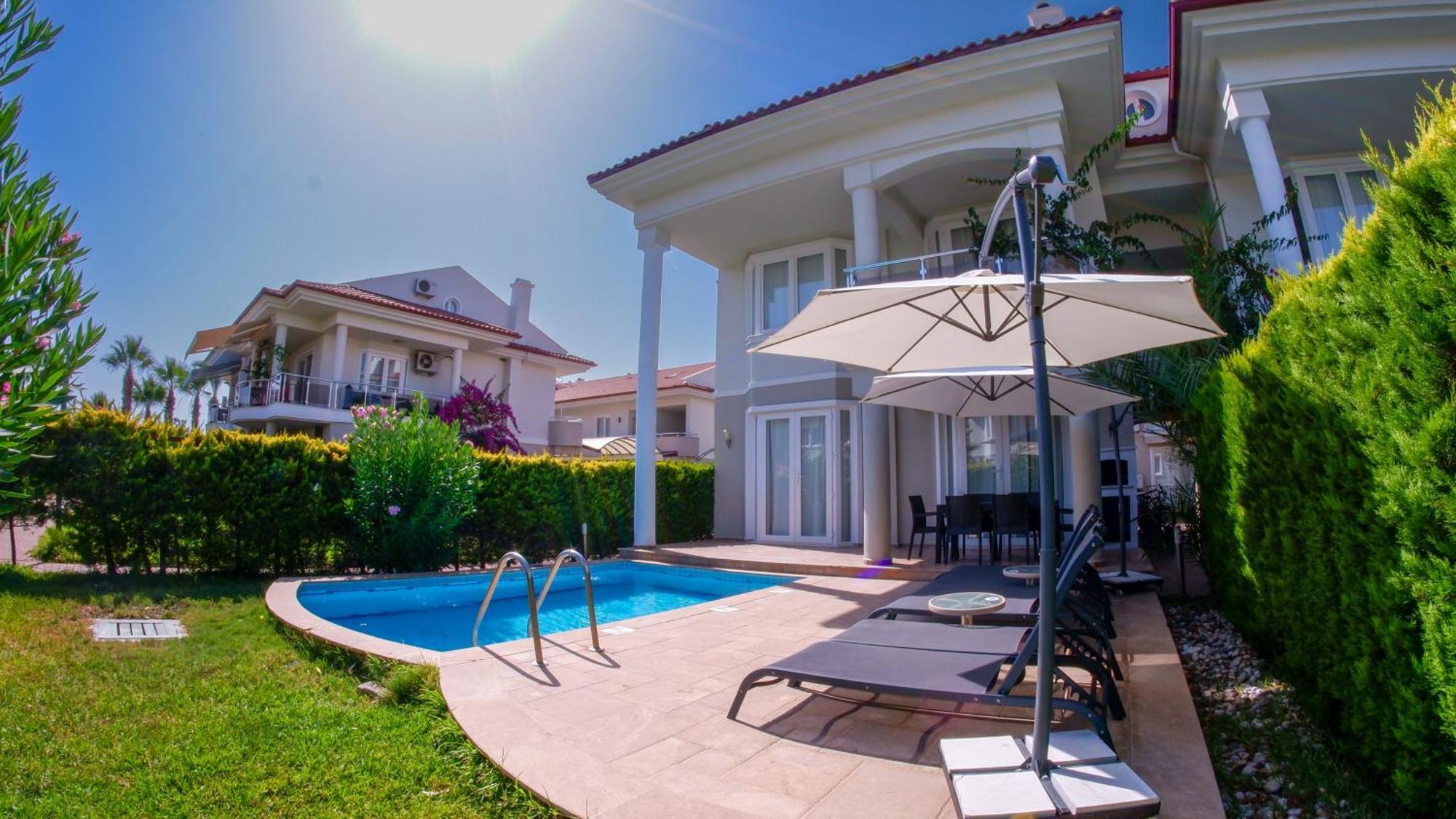 Sunset Beach Club Lebrentals 페티예 외부 사진
